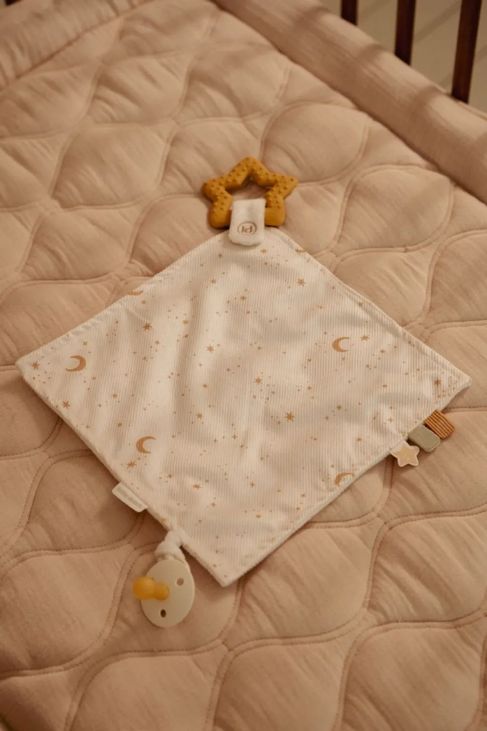 Doudou con mordedor Newborn Natural · Little Dutch