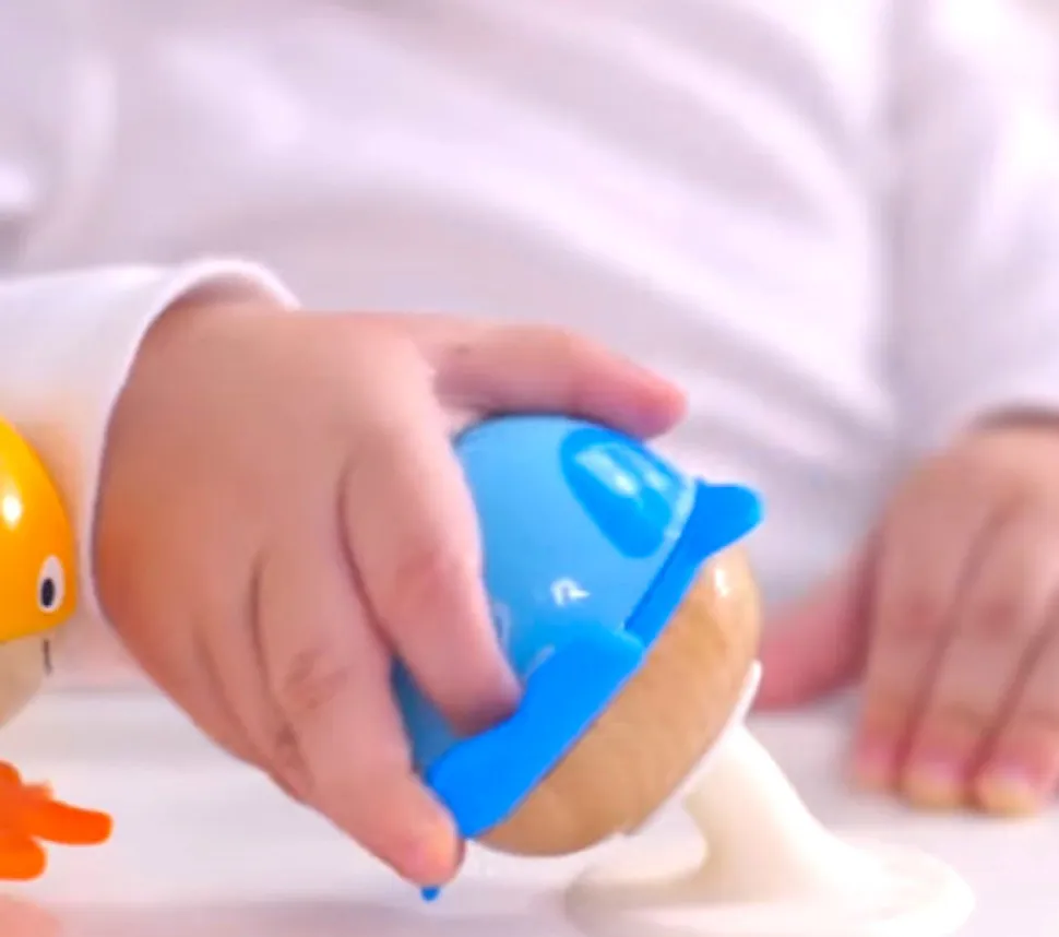 Juego de Sonajeros con Ventosa · Hape