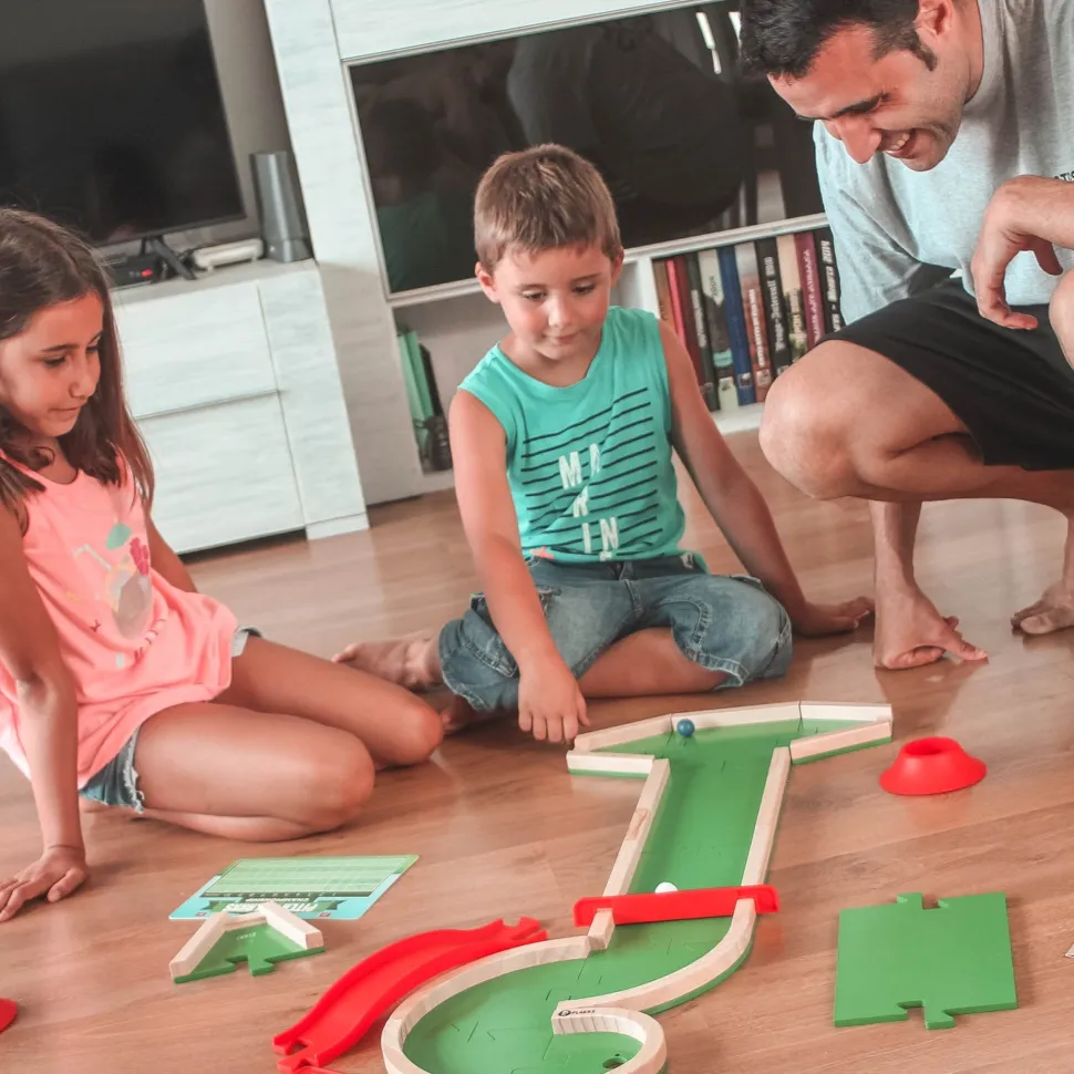 Pitch&Plakks · Juego de minigolf mesa