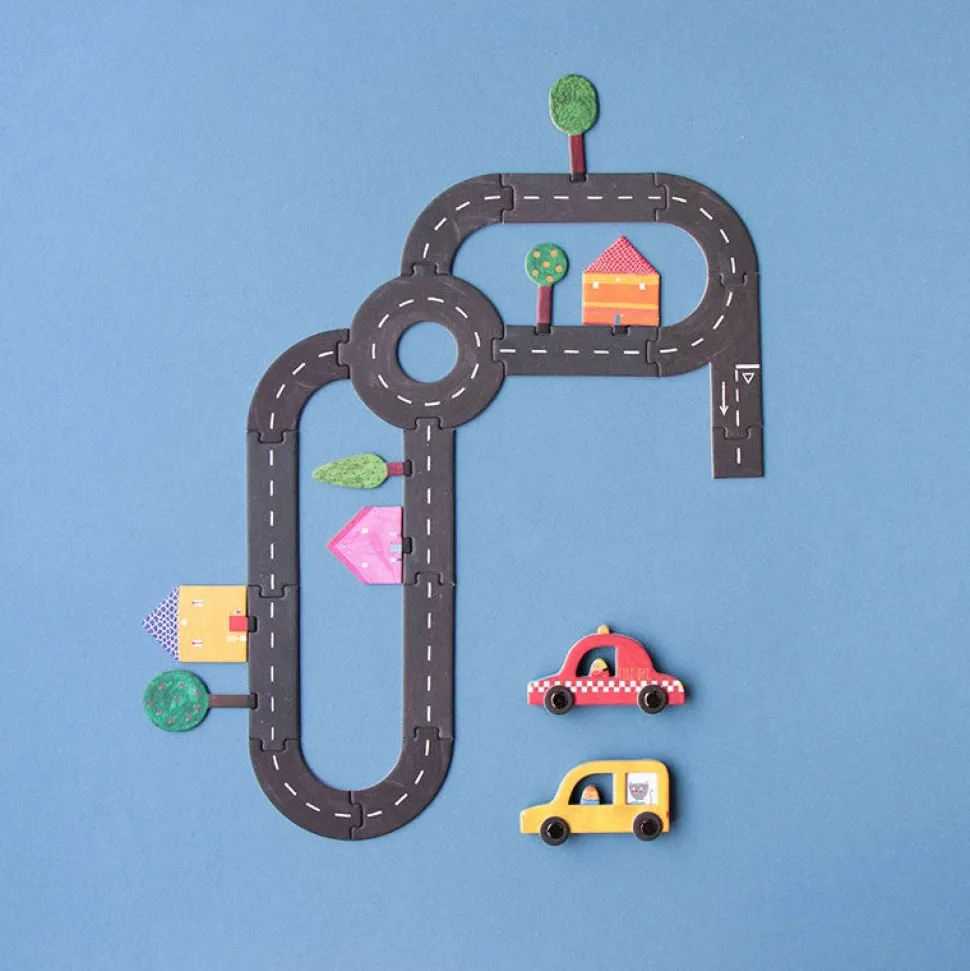 Roads Pocket Game · Londji