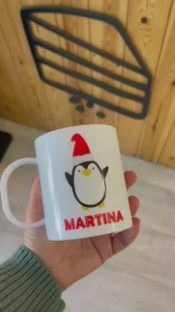 Taza Infantil Navidad · Ballena y Pingüino