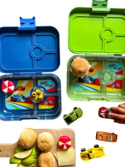 Yumbox Panino 4 compartimentos Montecarlo Blue Race Cars